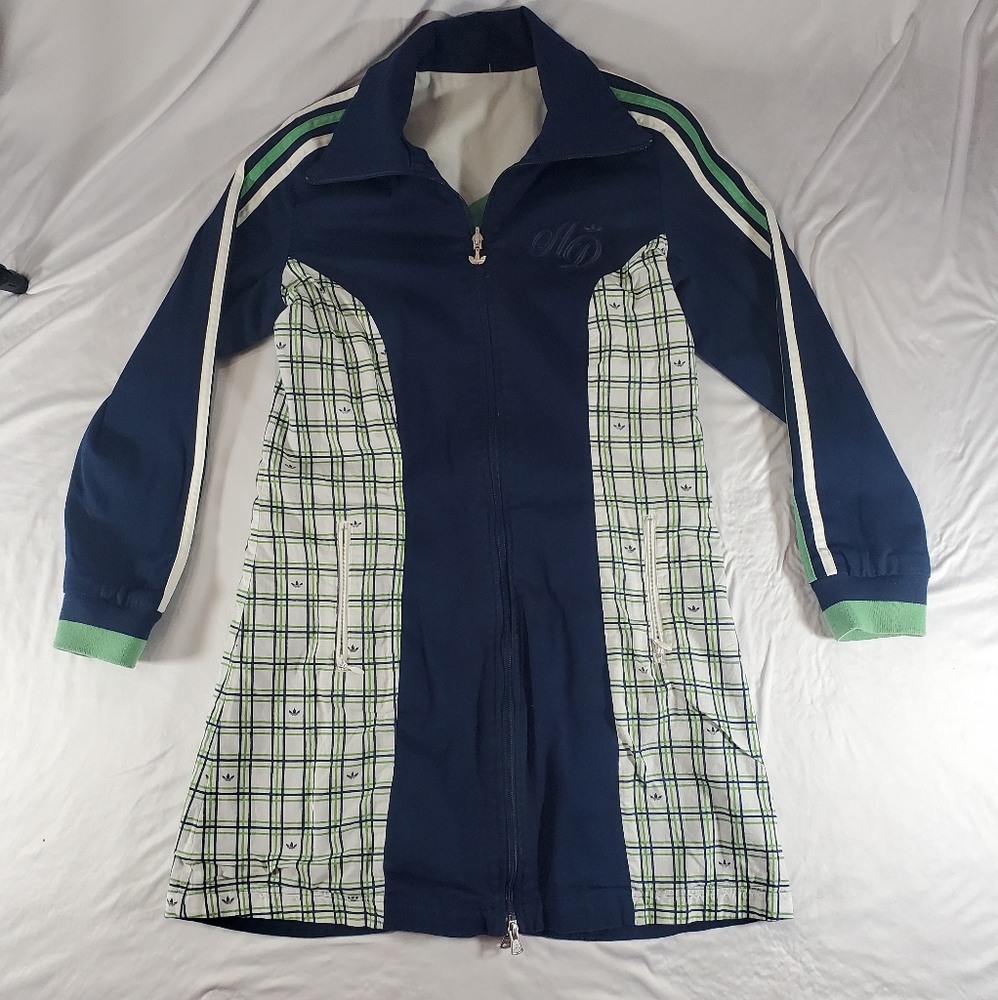 Rare Adidas ladies reversible jacket. Medium.